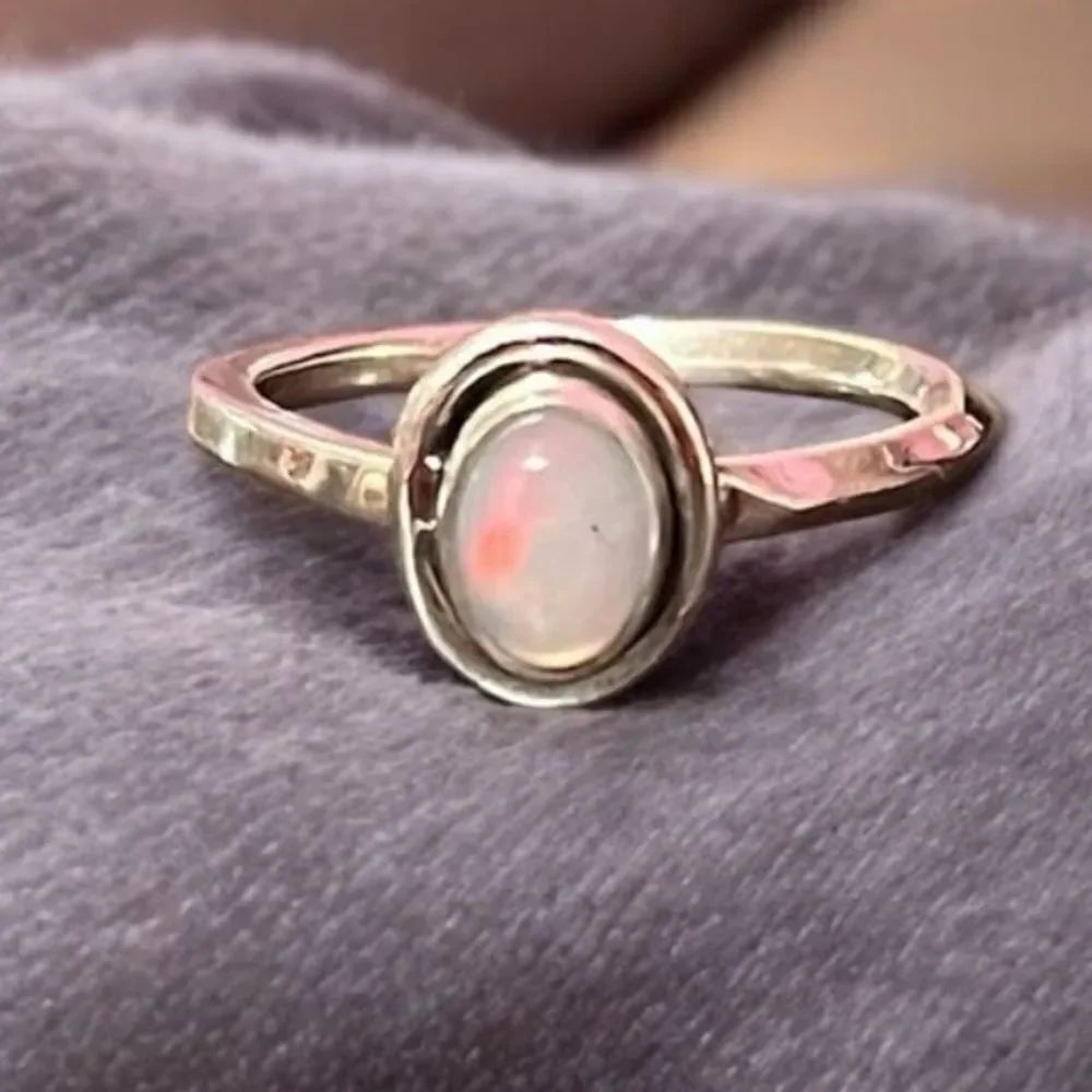 Artisan Made Genuine Ethiopian Opal Sterling Silver Ring Size 8 Brand New